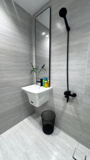 Luxurious and comfortable design studio with self check-in - 6