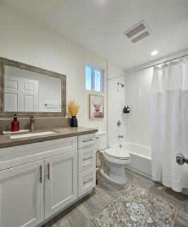 Forty First Place - Boutique Hostel - 8