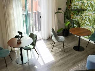 Forty First Place - Boutique Hostel - 0