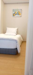 해운대 엘본 # Haeundae station 3min# sea 3min# high floor view# luggage storage# flexible checkin& out# family - 5