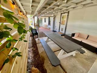 Uptown Estates - Peak Haven - Stay Explore Belong - 9