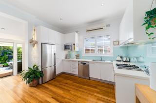 Coastal Haven - Live the Bondi Dream - 3 Bedrooms - 8