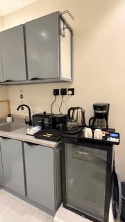 Luxurious and comfortable design studio with self check-in - 8