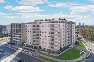 Merrylands Comfy 2b1b Apartment - 4