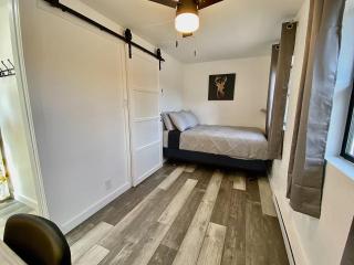 Uptown Estates - Juniper Den - 5