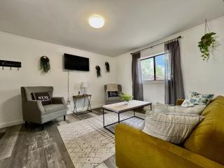 Uptown Estates - Juniper Den - 3