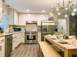 Yosemite get away, Private Hot Tub, Great Views, Close to South Gate - 6