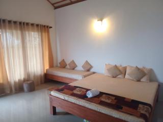 Solitary Cottage Dunhinna - 7