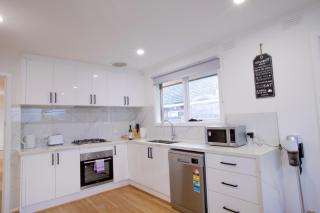 Pool, Games & fun - Family Retreat! - 1