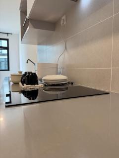 StayCO - D'Millenia Residences - Studio Unit - 4