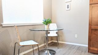 Beautiful Midtown Apartment✪ Kitsap⎜Essence - 3