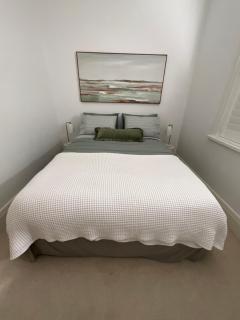 Dolphin Sands - flat barefoot walk to Coogee Beach - 6