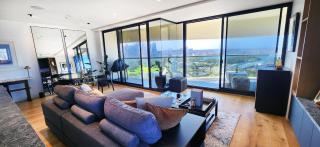 Luxury Living in 'The Horizon' - 7