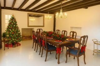 Royal Windsor Mansion Private 5 Acre Luxury Escape - 8