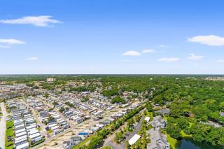 Margate #2609 - Jon & Carol's - 5