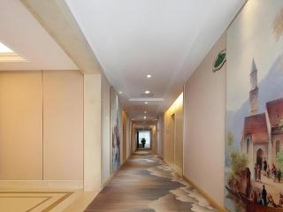 Vienna Hotel Chengdu Xinjin Old Pier Liujianian Metro Station - 5