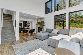 Elegant Modern Escape - 3