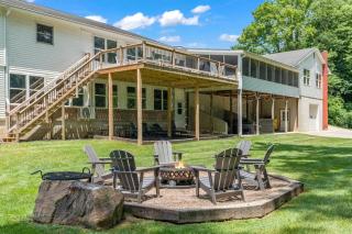 Riverside Retreat - 4