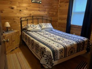 Bitter Goose Cabin - 4