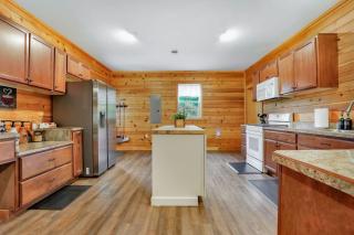 Grateful Acres Cabin - 6