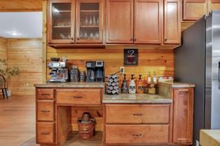 Grateful Acres Cabin - 3