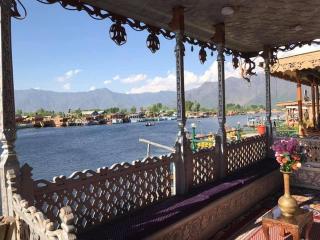 Mombay group of House boat premium - 0