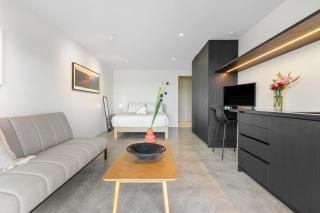 Point Chevalier Beach Studio with Ocean Views - 4