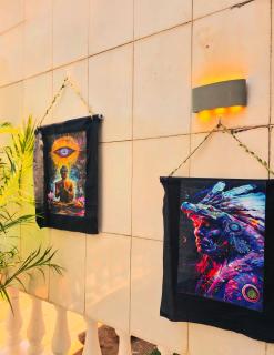 Sundowner Cozy 1 BHK ,5 min Beach ,AC & Balcony - 2