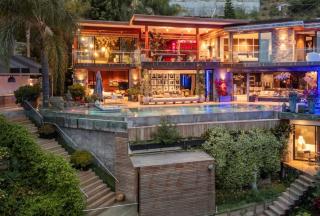 Bali Inspired Villa in Sunset Plaza - 2