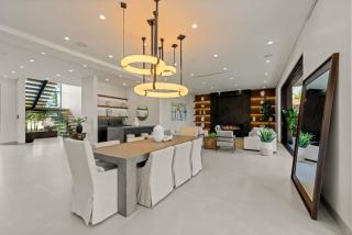 Modern Sherman Oaks Oasis with POOL and HOT TUB - 5