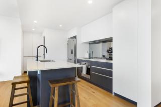 Skyline Showdown - Views, Games & Vibes - 4