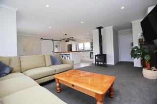 Forest Charm by the Beach - 7