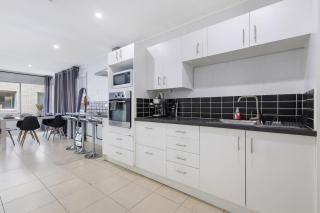 The Coastal Escape - Games & Vibes - 3