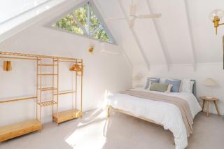 Cosy 2 Bedroom Cottage with spabath and fireplace - 9