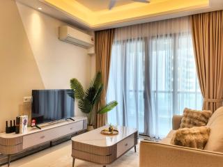 R&F Princess Cove 2BR Singapore CIQ Malls Nearby - 4