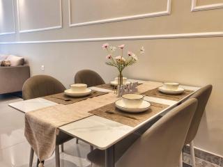 R&F Princess Cove 2BR Singapore CIQ Malls Nearby - 1