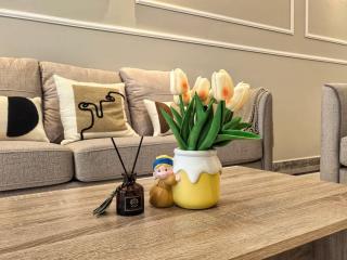 R&F Princess Cove 2BR Sea View JB CIQ Spacious - 2