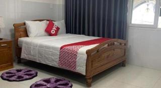 OYO 1028 Flower House Apartment - 3