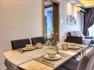 R&F Princess Cove 3BR Sea View Bathtub JB Malls - 9