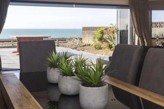 The Waterfront Escape - with panoramic sea views - 3