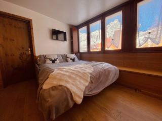 Charlotte Lodge 28 - 9