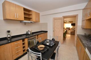 Abdelmoumen Family Haven - Crib Comfort - 4