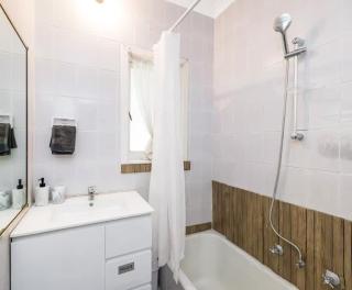 Nollamara Family Home Garden Kitchen Dining - 2