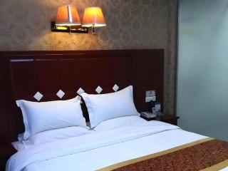 Shell Hotel Taiyuan South Railway Station New Southeast Bus Station - 5