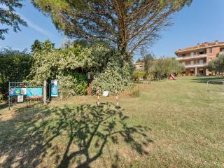 Cozy apartment with swimming pool and gym on Lake Trasimeno - 2