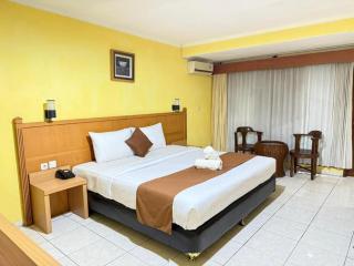 Pondok Jatim Park Hotel & Cafe - 1