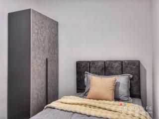 Single Room R&F Princess Cove Shared Common Space - 0