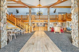 AmericInn by Wyndham Chamberlain Conference Center - 7