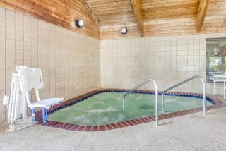 AmericInn by Wyndham Chamberlain Conference Center - 4