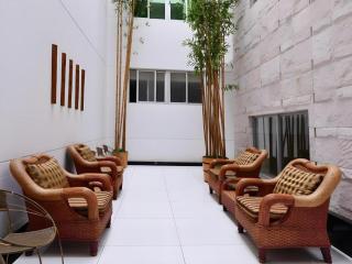 Baodao Exhibition Center Hotel - 3